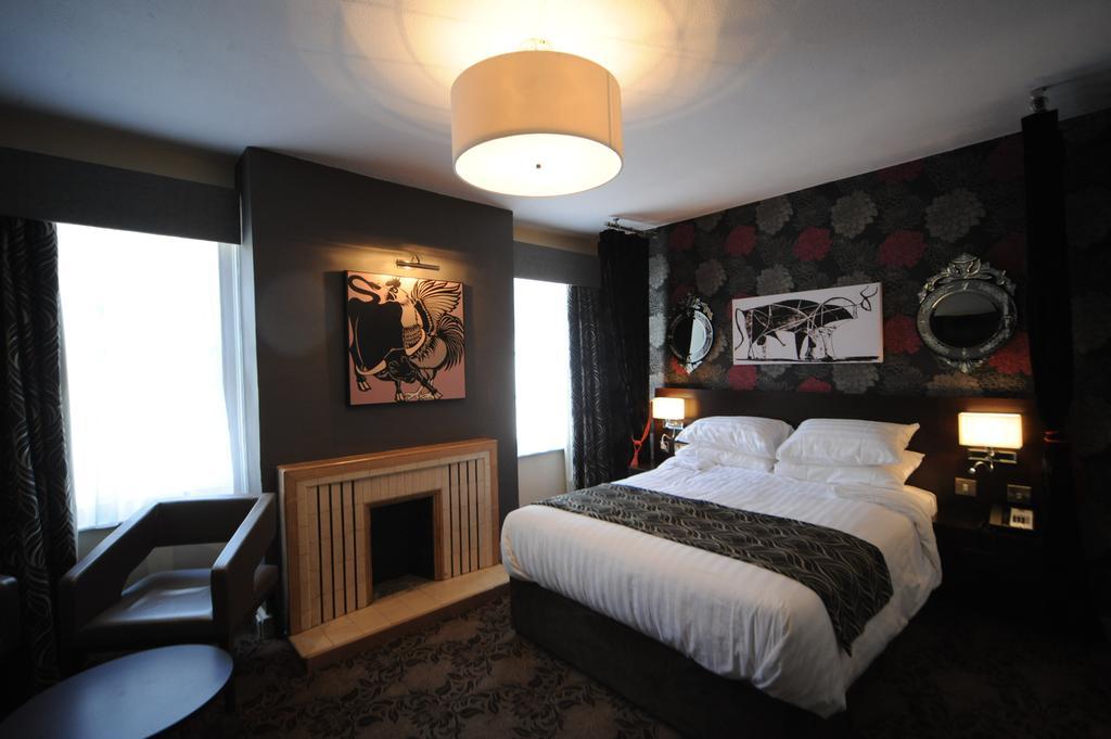 The Bull Hotel Стоуні-Стратфорд Екстер'єр фото