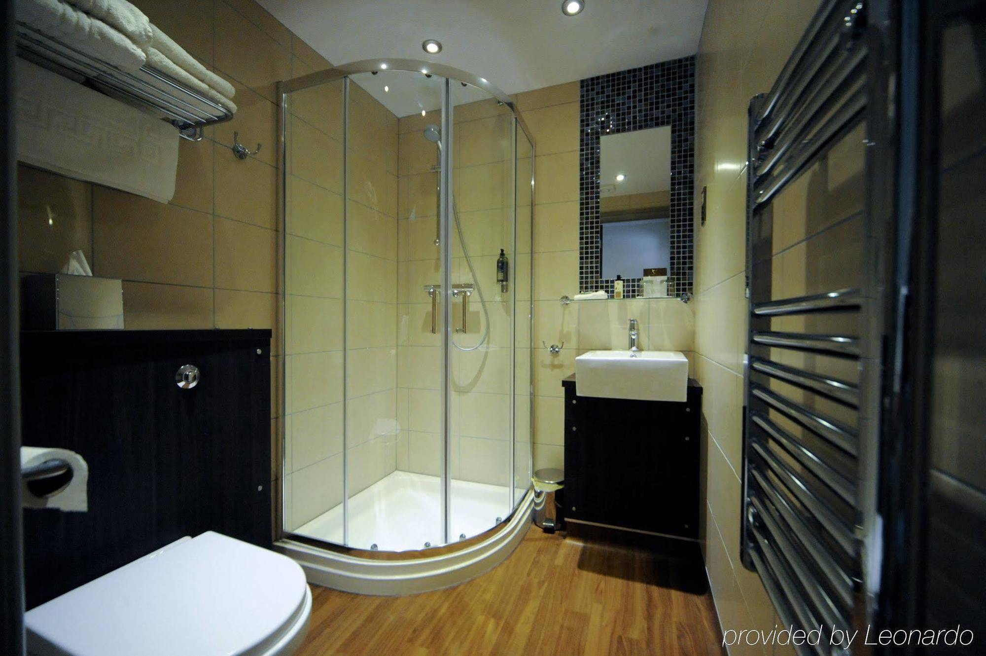 The Bull Hotel Стоуні-Стратфорд Екстер'єр фото